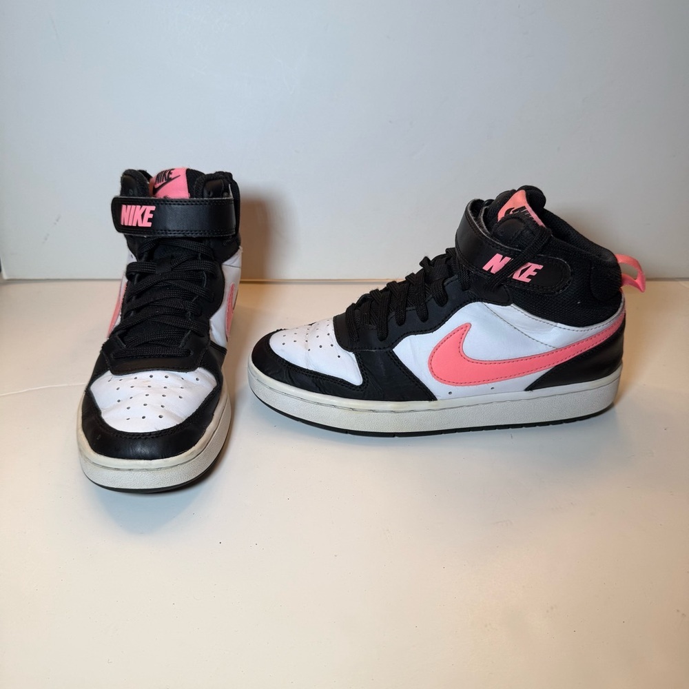 Nike Court Borough Mid 2 Big Kids' Shoes size 5.5